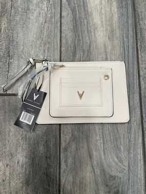 Vanessa Williams Cream Wristlet Card Case with Front Pocket